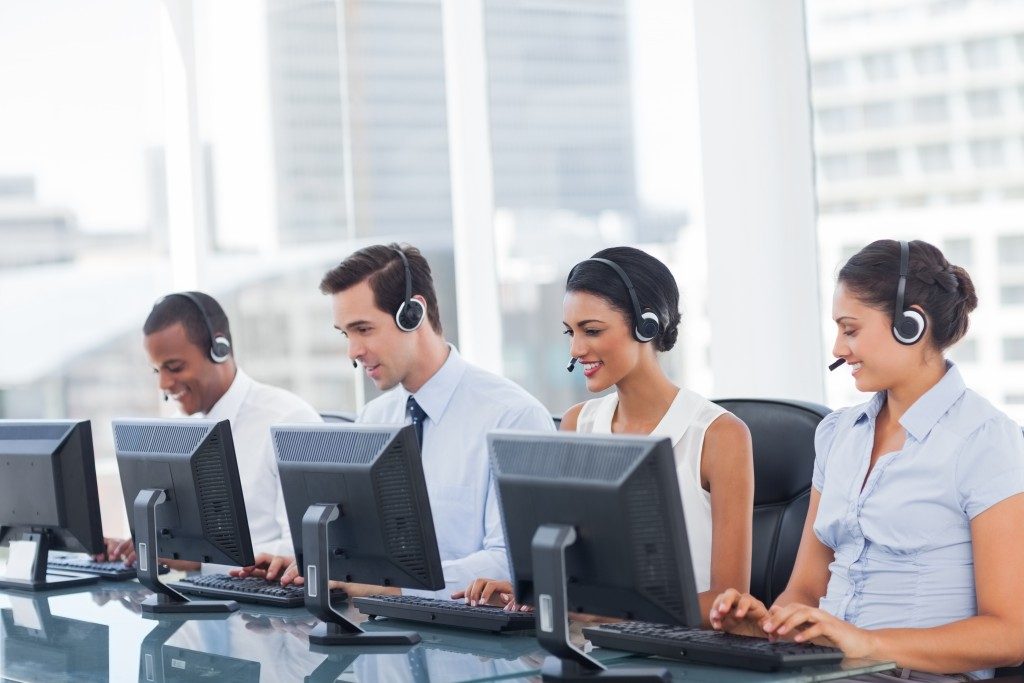Line of call center agents